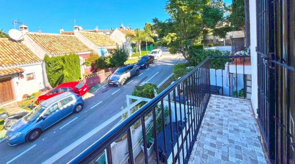 2 soveværelse Byhus til salg i Rio Real med swimmingpool - € 365.000 (Ref: 9594585)