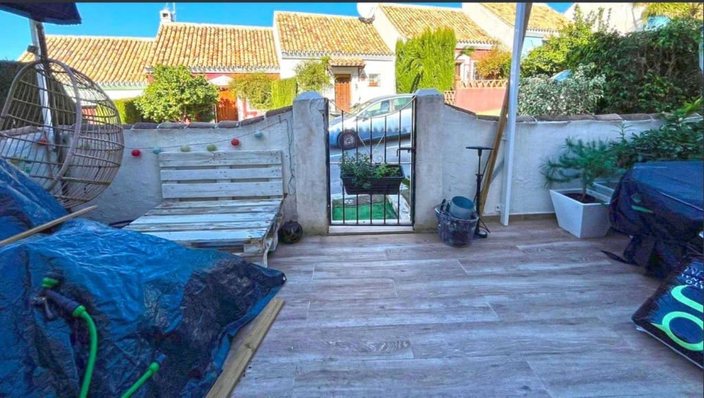 2 soveværelse Byhus til salg i Rio Real med swimmingpool - € 365.000 (Ref: 9594585)