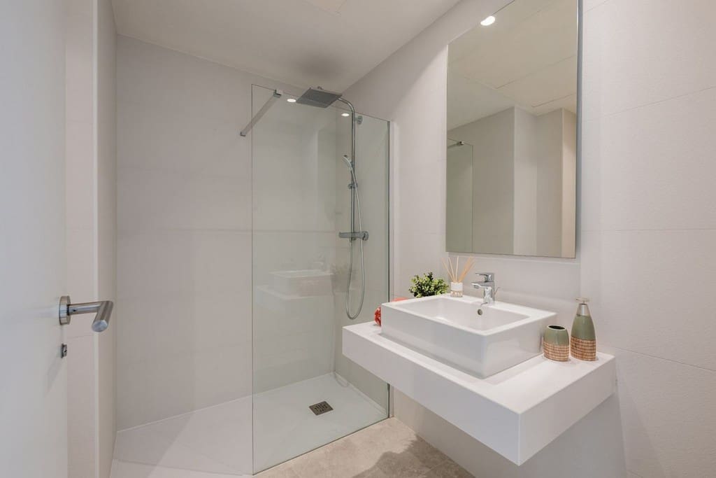 4 slaapkamer Appartement te koop in Marbella met zwembad garage - € 1.895.000 (Ref: 9598618)