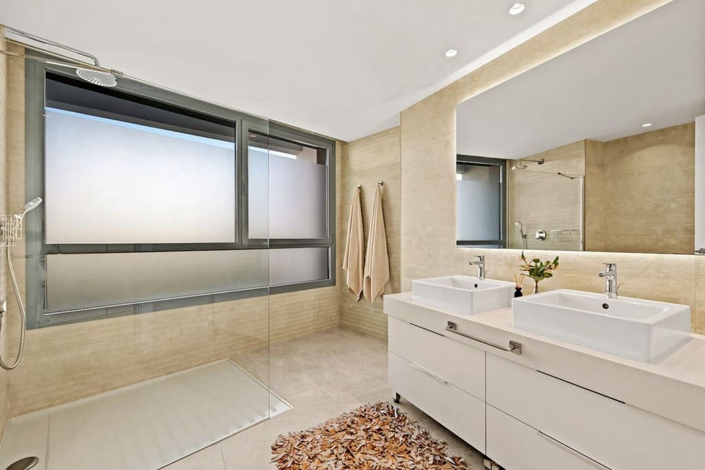 4 slaapkamer Appartement te koop in Marbella met zwembad garage - € 1.895.000 (Ref: 9598618)