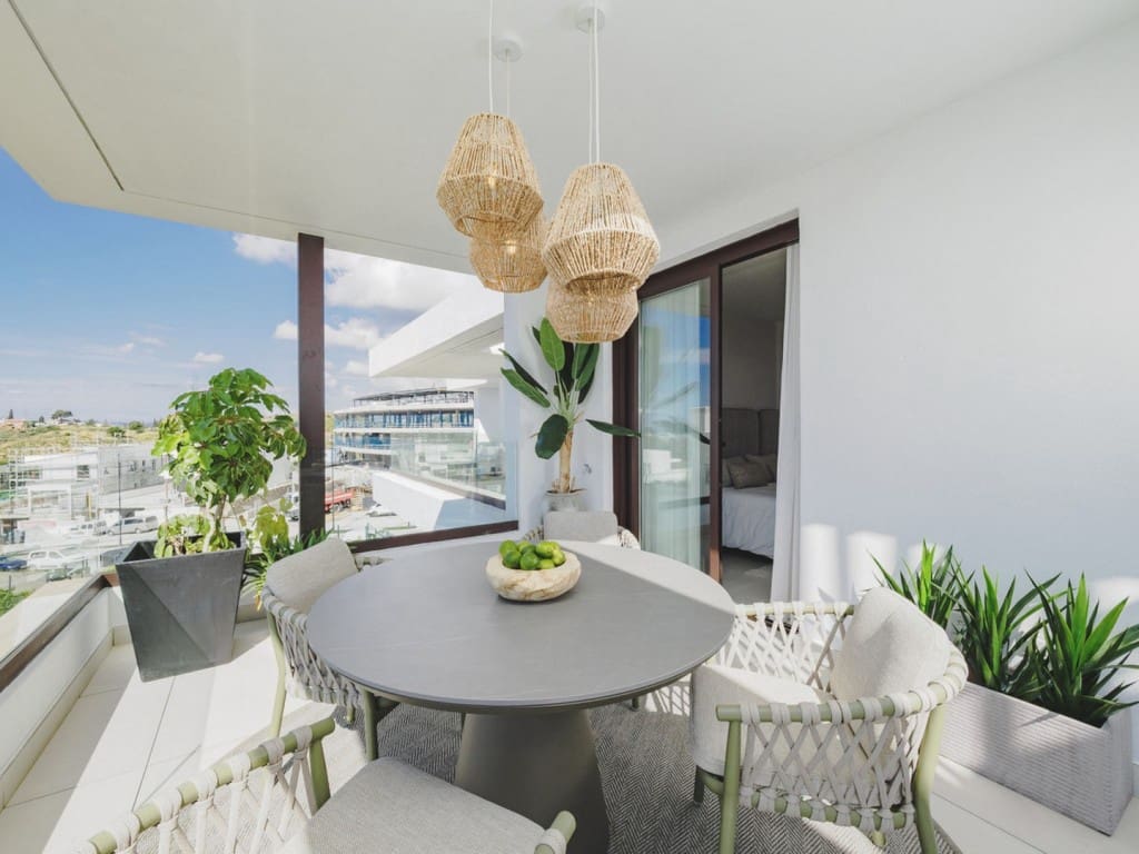 3 soveværelse Lejlighed til salg i Fuengirola med swimmingpool garage - € 785.000 (Ref: 9598621)