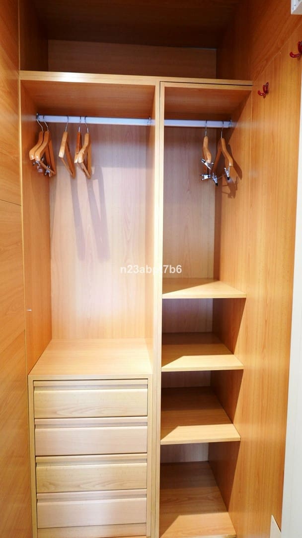 2 sypialnia Apartament na sprzedaż w Nueva Andalucia z basenem - 390 000 € (Ref: 9618882)