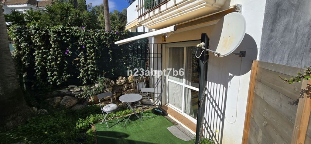 2 sypialnia Apartament na sprzedaż w Nueva Andalucia z basenem - 390 000 € (Ref: 9618882)