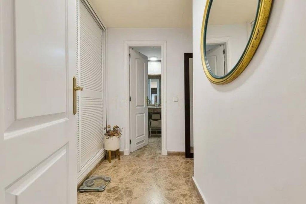 3 bedroom Apartment for sale in San Pedro de Alcantara with pool garage - € 690,000 (Ref: 9629550)