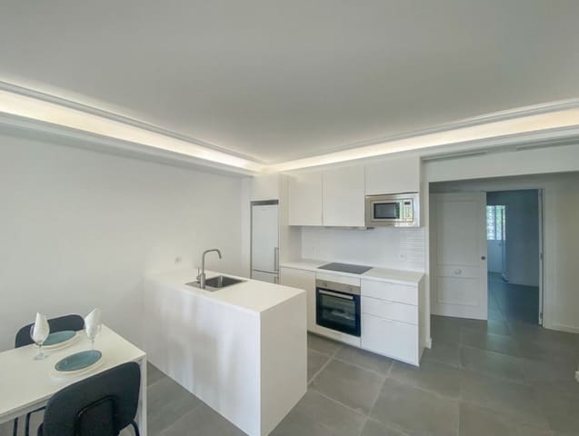 3 soveværelse Strandlejlighed til salg i Costalita, Estepona med swimmingpool garage - € 410.000 (Ref: 9629551)