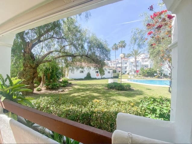 3 soveværelse Strandlejlighed til salg i Costalita, Estepona med swimmingpool garage - € 410.000 (Ref: 9629551)