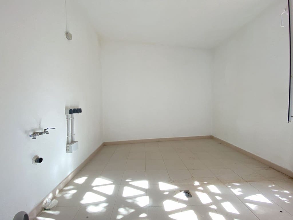 2 makuuhuone Huoneisto myytävänä paikassa Elviria mukana uima-altaan 
autotalli - 605 000 € (Ref: 9658190)