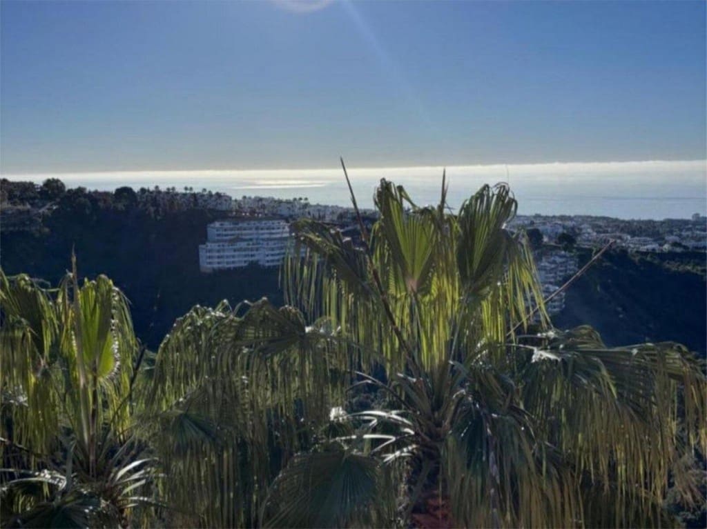 2 soverom Leilighet til salgs i Calahonda med svømmebasseng garasje - € 315 000 (Ref: 9665796)