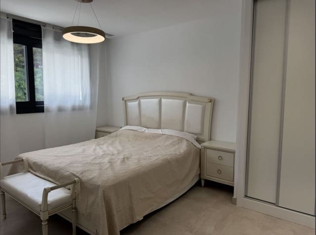 2 chambre Appartement à vendre à Estepona avec piscine garage - 640 000 € (Ref: 9679407)