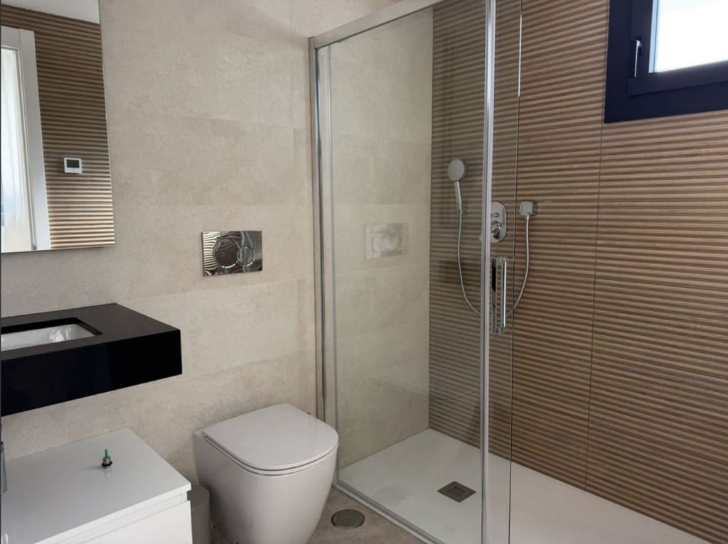 2 chambre Appartement à vendre à Estepona avec piscine garage - 640 000 € (Ref: 9679407)