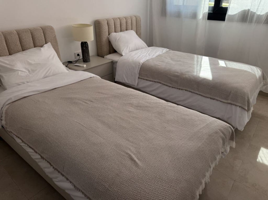 2 chambre Appartement à vendre à Estepona avec piscine garage - 640 000 € (Ref: 9679407)