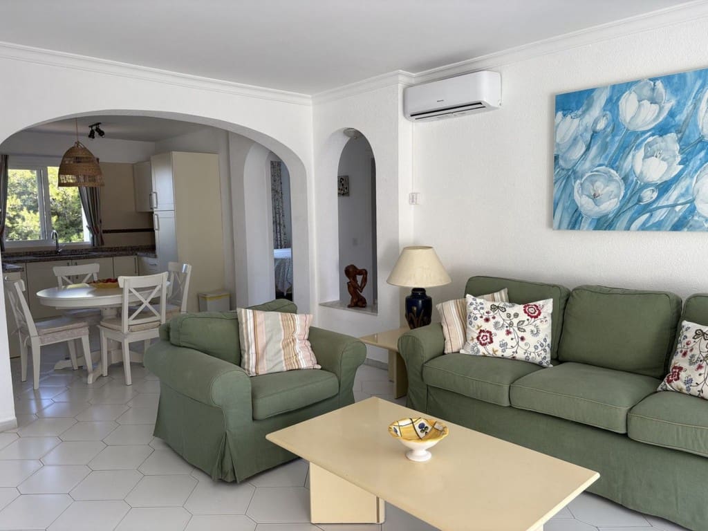2 bedroom Apartment for sale in Mijas Costa with pool - € 330,000 (Ref: 9689977)