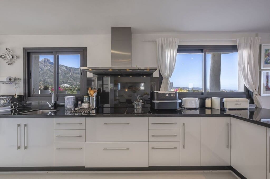 2 quarto Penthouse para venda em Golden Mile com piscina garagem - 1 795 000 € (Ref: 9700387)