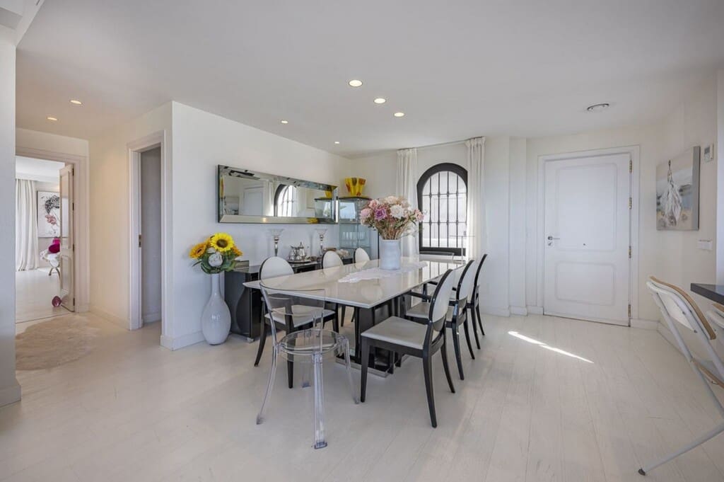 2 quarto Penthouse para venda em Golden Mile com piscina garagem - 1 795 000 € (Ref: 9700387)