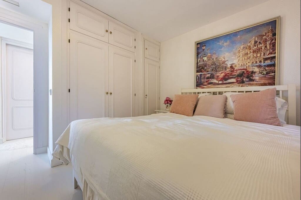 2 quarto Penthouse para venda em Golden Mile com piscina garagem - 1 795 000 € (Ref: 9700387)