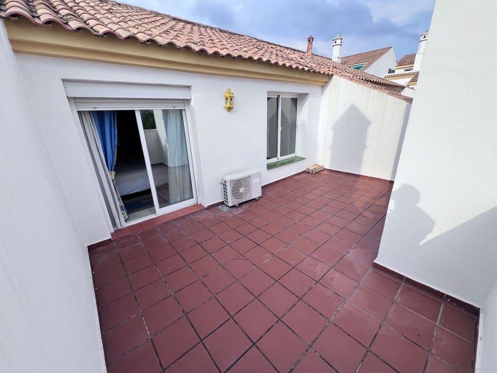 3 sypialnia Penthouse na sprzedaż w Carib Playa z basenem garażem - 649 000 € (Ref: 9714448)