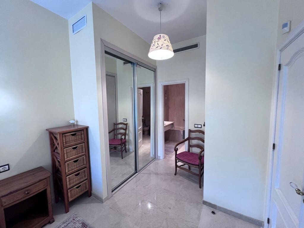 3 sypialnia Penthouse na sprzedaż w Carib Playa z basenem garażem - 649 000 € (Ref: 9714448)