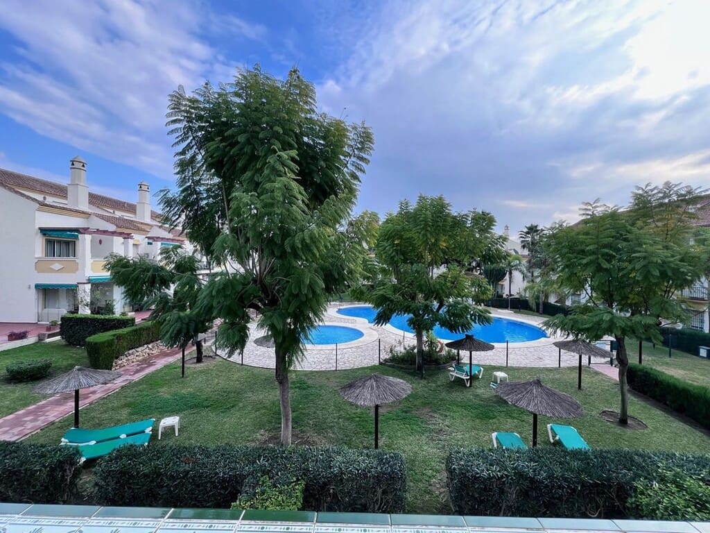 3 sypialnia Penthouse na sprzedaż w Carib Playa z basenem garażem - 649 000 € (Ref: 9714448)