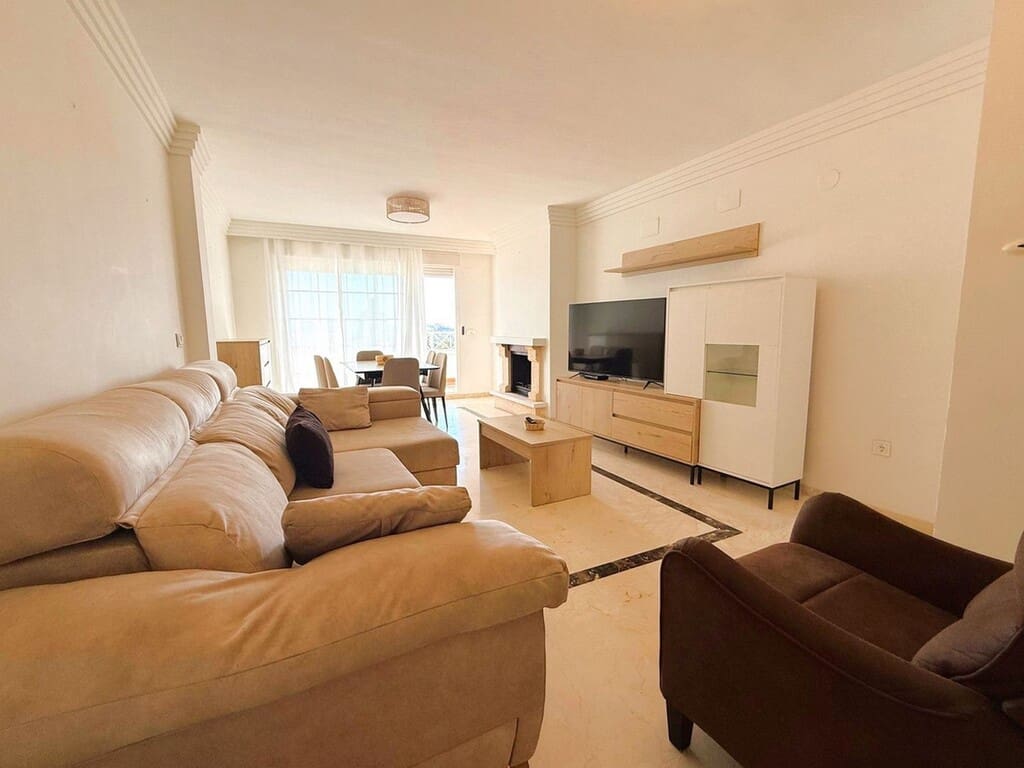 Apartamento de 2 habitaciones en Río Real en venta con piscina garaje - 525.000 € (Ref: 9714449)