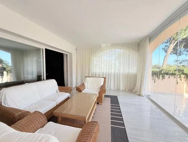 2 chambre Appartement à vendre à Elviria, Marbella avec piscine garage - 950 000 € (Ref: 9721042)