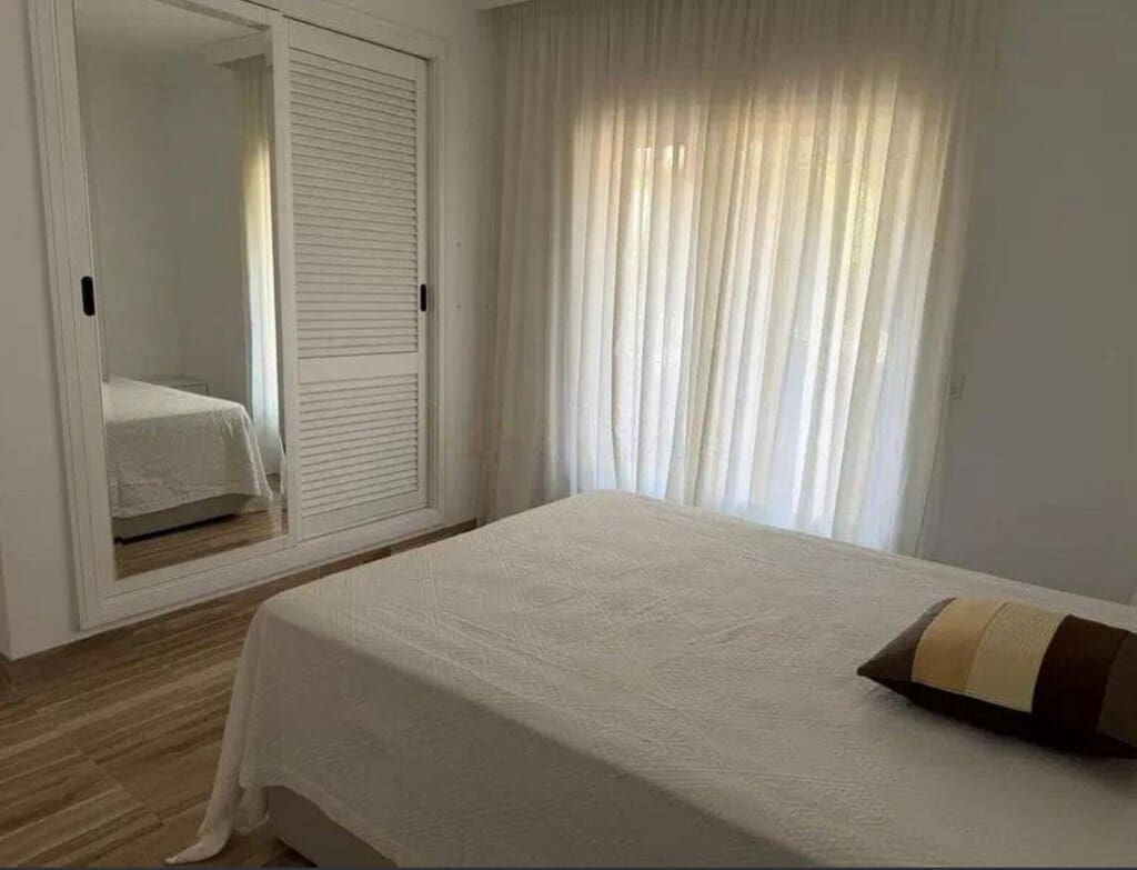 2 bedroom Apartment for sale in Elviria with pool garage - € 950,000 (Ref: 9721042)