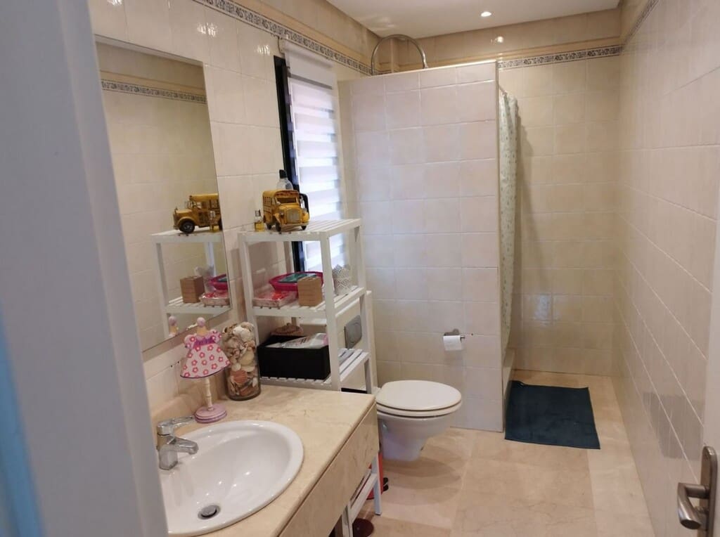 3 quarto Penthouse para venda em Calahonda com piscina - 590 000 € (Ref: 9721043)