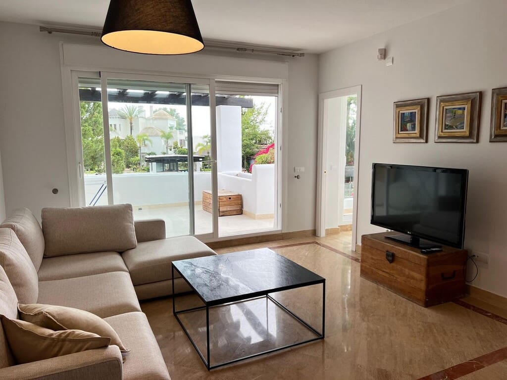 2 bedroom Apartment for sale in Rio Real with pool garage - € 575,000 (Ref: 9731735)