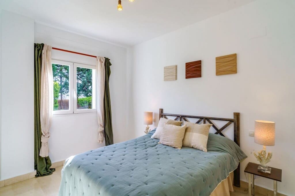 3 makuuhuone Huoneisto myytävänä paikassa Nueva Andalucia mukana uima-altaan 
autotalli - 488 000 € (Ref: 9731736)