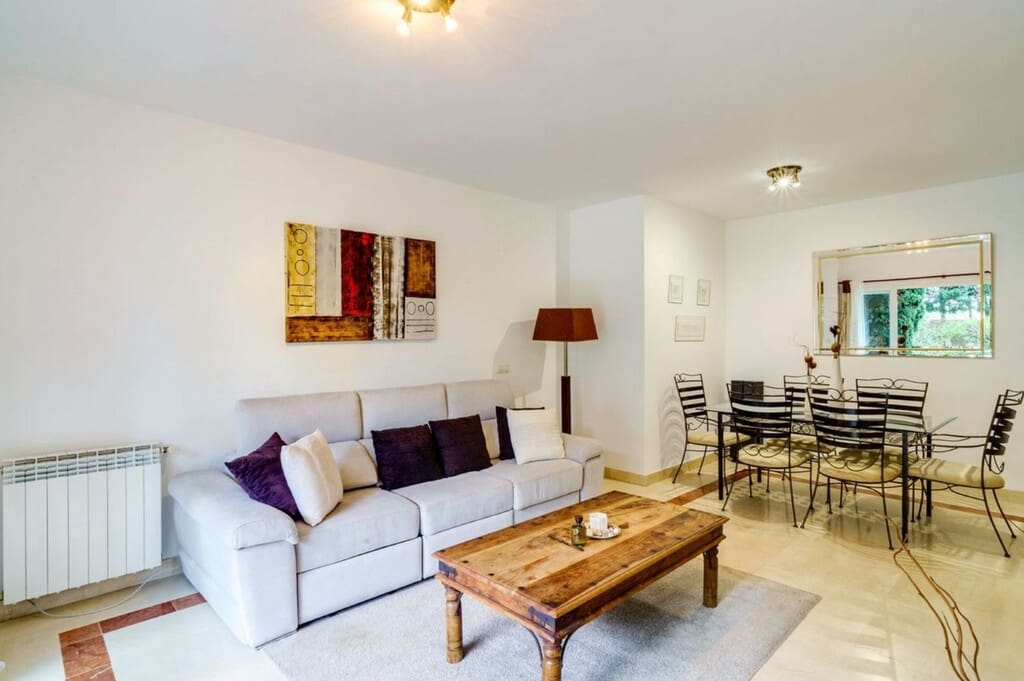 3 makuuhuone Huoneisto myytävänä paikassa Nueva Andalucia mukana uima-altaan 
autotalli - 488 000 € (Ref: 9731736)