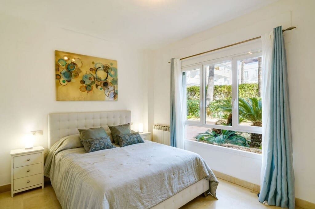 3 makuuhuone Huoneisto myytävänä paikassa Nueva Andalucia mukana uima-altaan 
autotalli - 488 000 € (Ref: 9731736)