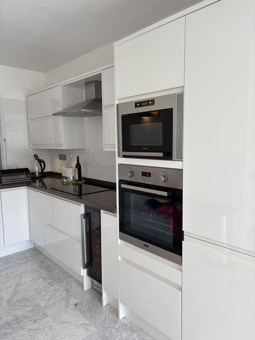 2 bedroom Beach Apartment for sale in Mijas Costa with pool - € 375,000 (Ref: 9731737)