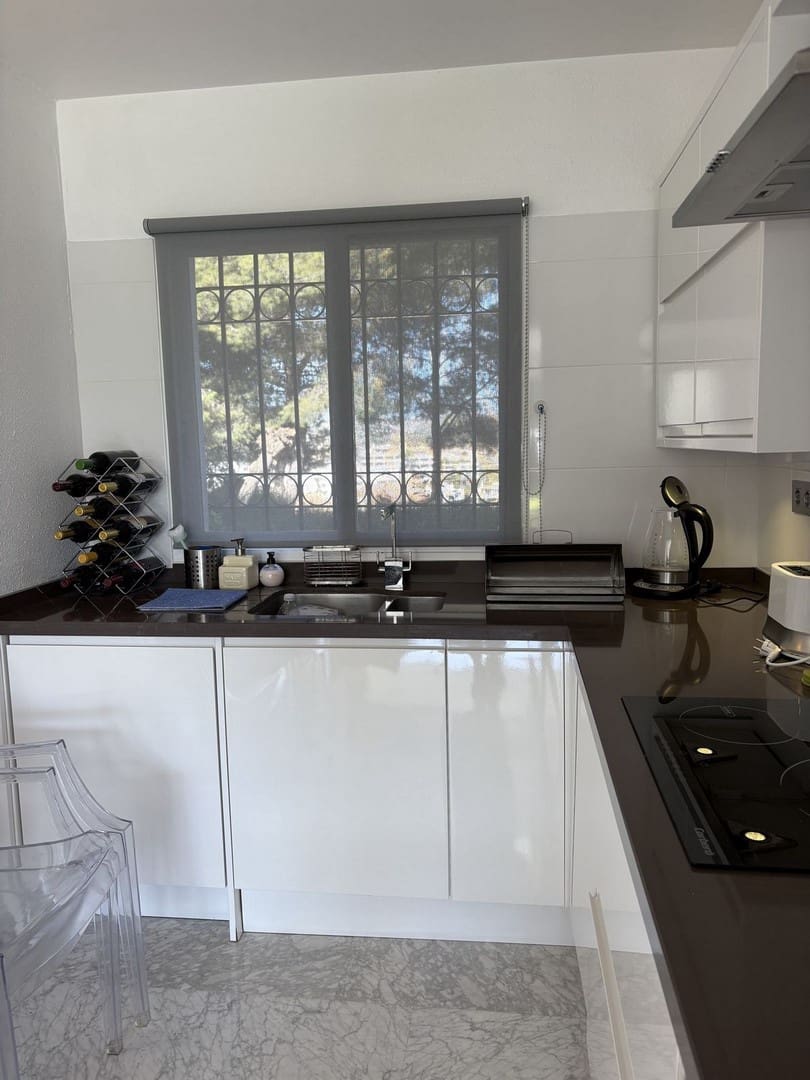 2 bedroom Beach Apartment for sale in Mijas Costa with pool - € 375,000 (Ref: 9731737)