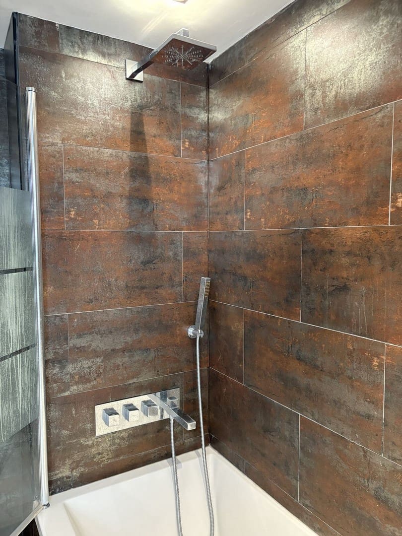 2 bedroom Beach Apartment for sale in Mijas Costa with pool - € 375,000 (Ref: 9731737)