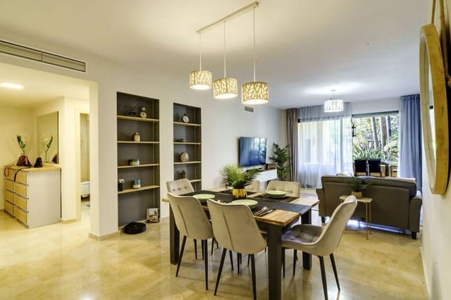 3 sovrum Lägenhet till salu i Atalaya-Isdabe, Estepona med pool - 525 000 € (Ref: 9731738)