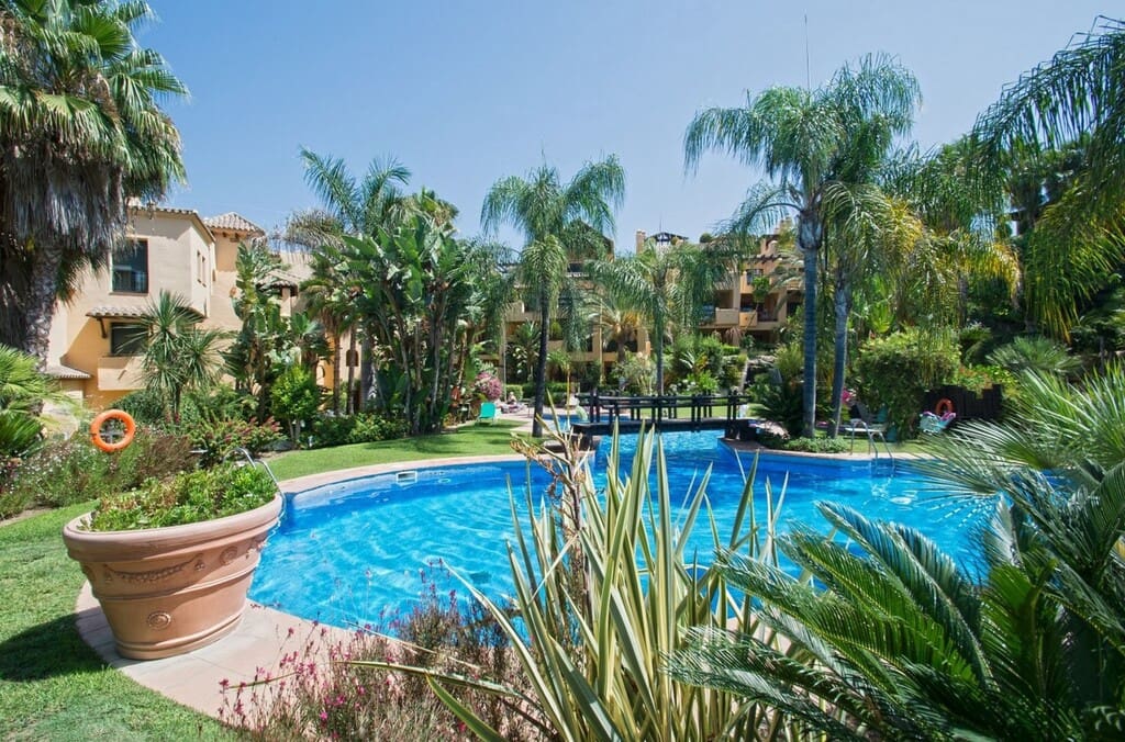 3 bedroom Apartment for sale in Atalaya-Isdabe with pool - € 525,000 (Ref: 9731738)