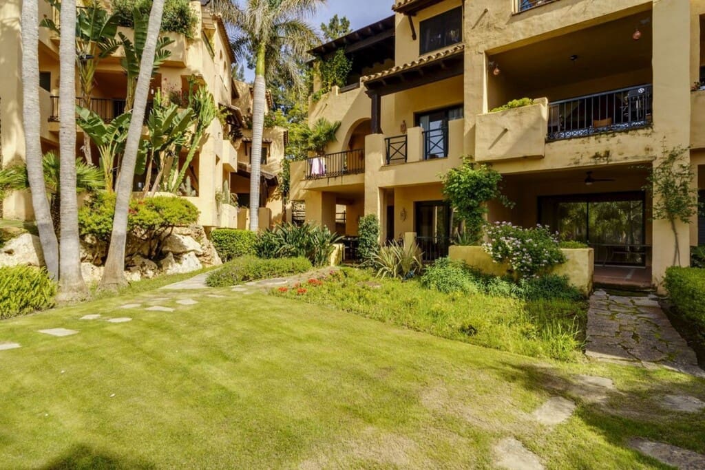 3 bedroom Apartment for sale in Atalaya-Isdabe with pool - € 525,000 (Ref: 9731738)