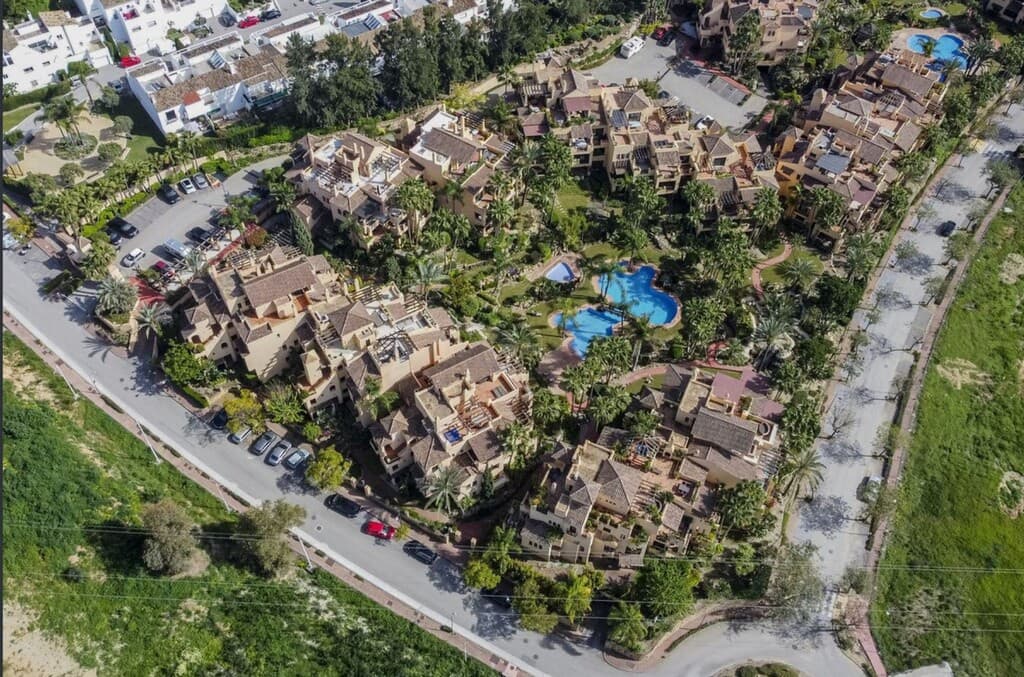 3 bedroom Apartment for sale in Atalaya-Isdabe with pool - € 525,000 (Ref: 9731738)