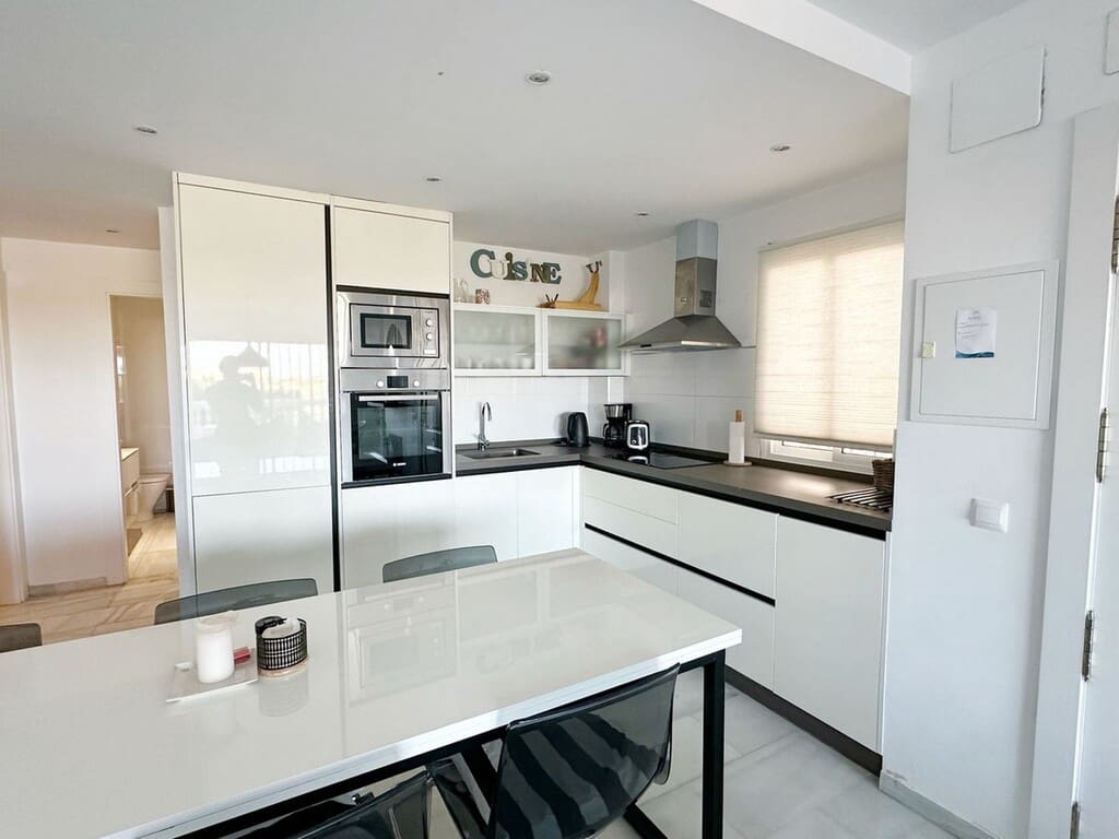 4 chambre Appartement à vendre à Mijas Costa avec piscine - 395 000 € (Ref: 9735259)