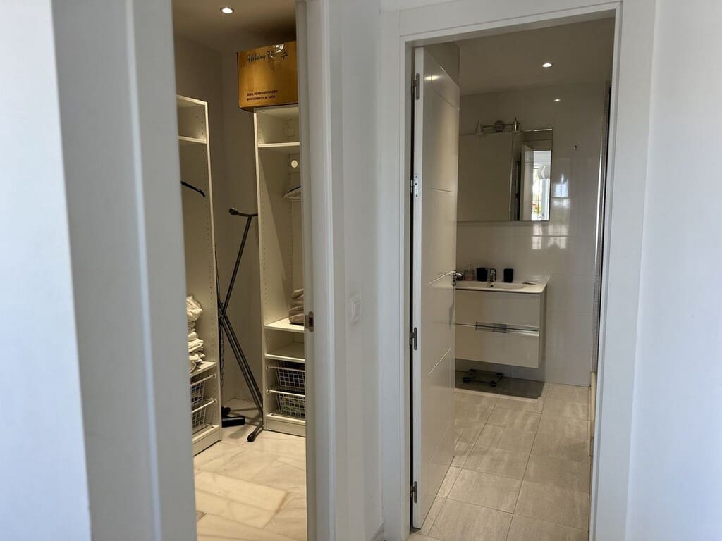 4 chambre Appartement à vendre à Mijas Costa avec piscine - 395 000 € (Ref: 9735259)