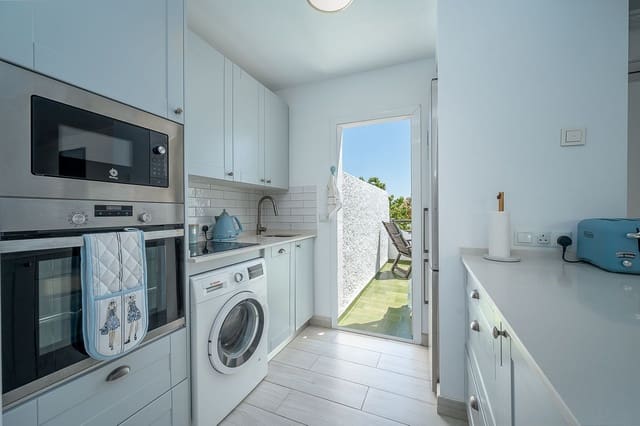 Apartamento de 2 habitaciones en El Faro, Mijas en venta con piscina - 299.950 € (Ref: 10009802)
