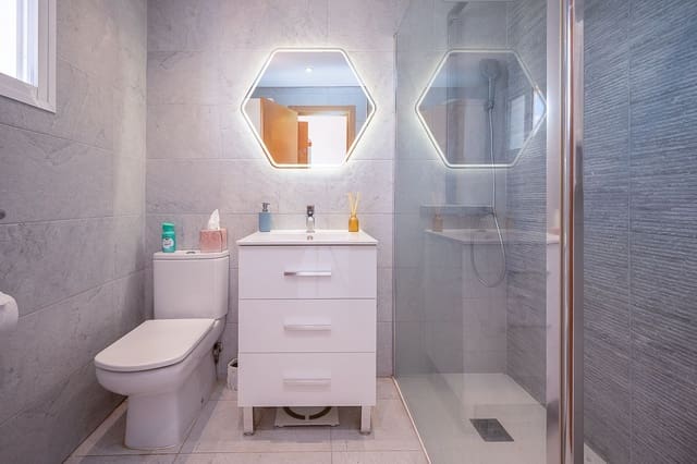 Apartamento de 2 habitaciones en El Faro, Mijas en venta con piscina - 299.950 € (Ref: 10009802)