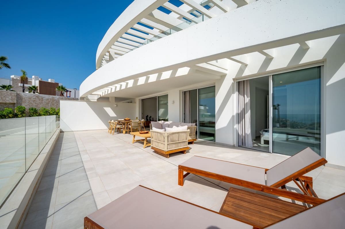 3 chambre Appartement à vendre à Mijas Costa avec piscine garage - 990 000 € (Ref: 10016740)