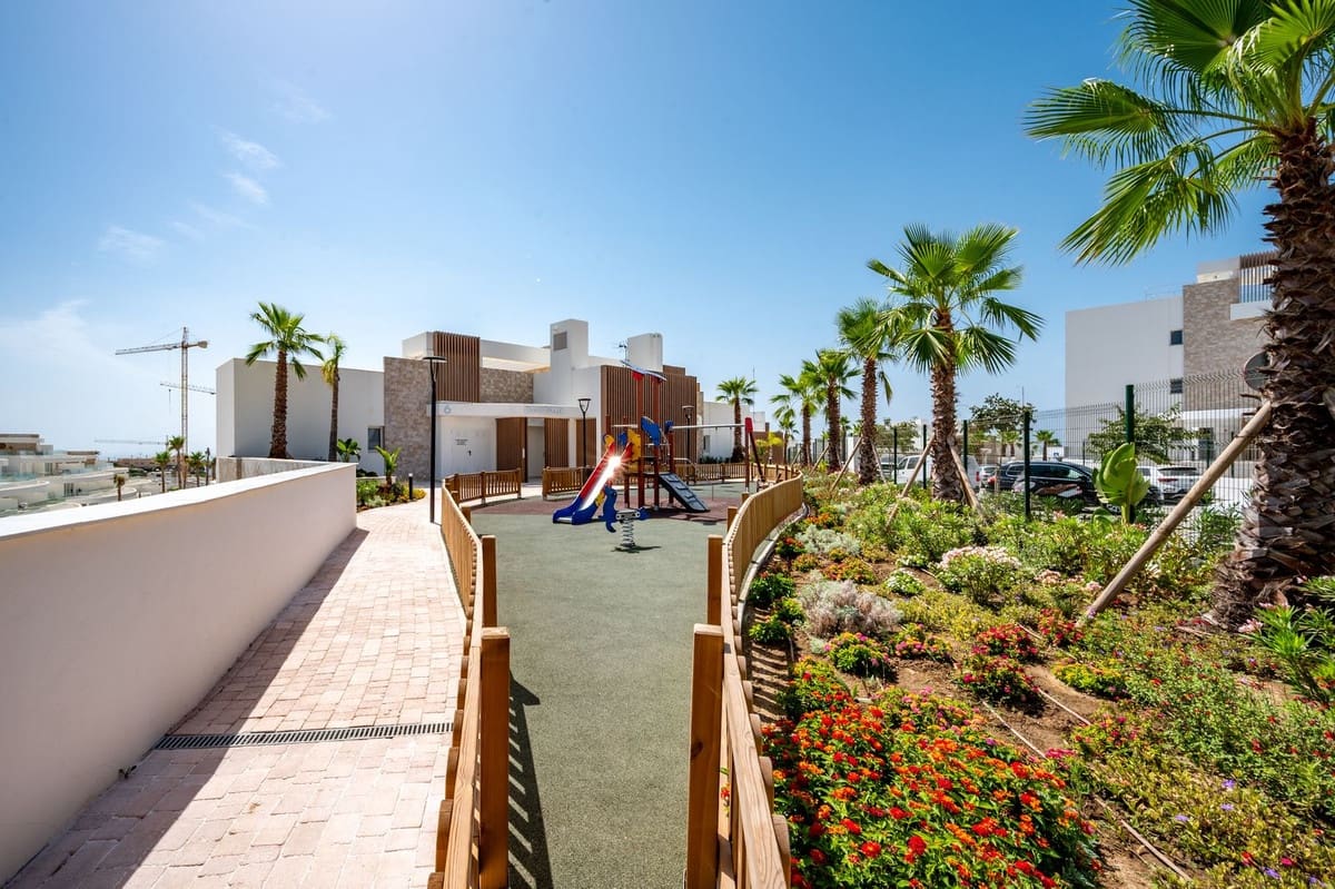 3 chambre Appartement à vendre à Mijas Costa avec piscine garage - 990 000 € (Ref: 10016740)
