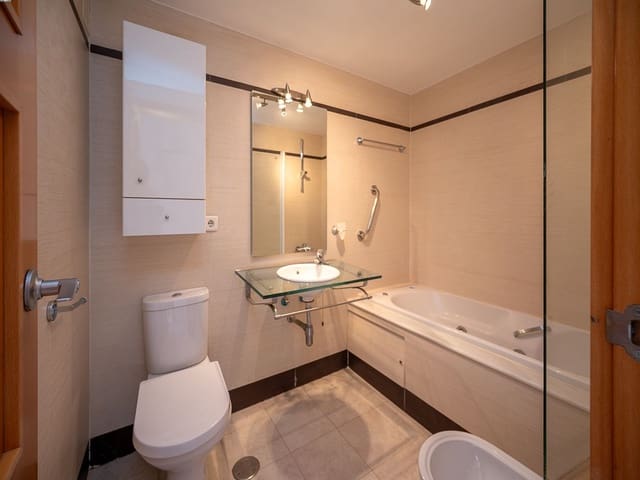 2 sovrum Lägenhet till salu i La Cala de Mijas, Mijas med pool garage - 375 000 € (Ref: 10029720)