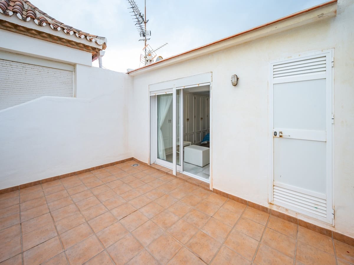2 sovrum Lägenhet till salu i La Cala de Mijas med pool - 599 000 € (Ref: 10073311)