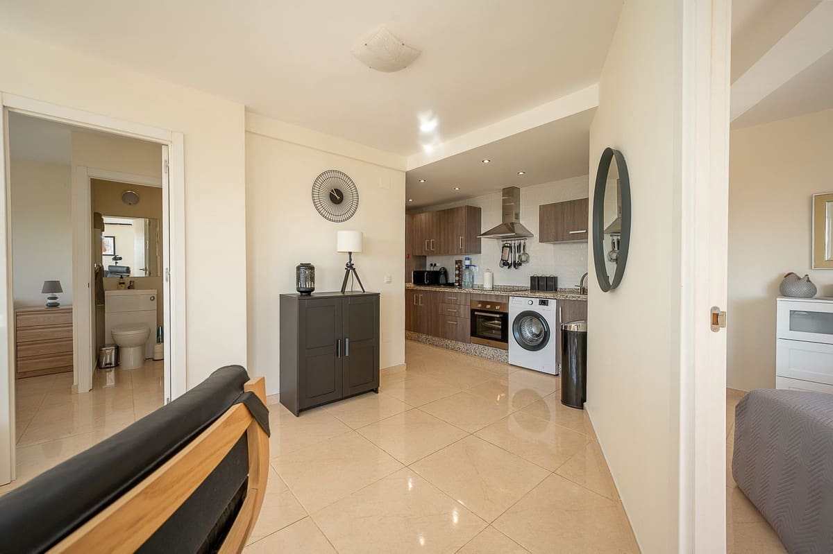 2 bedroom Apartment for sale in La Cala de Mijas with pool garage - € 295,000 (Ref: 10082149)