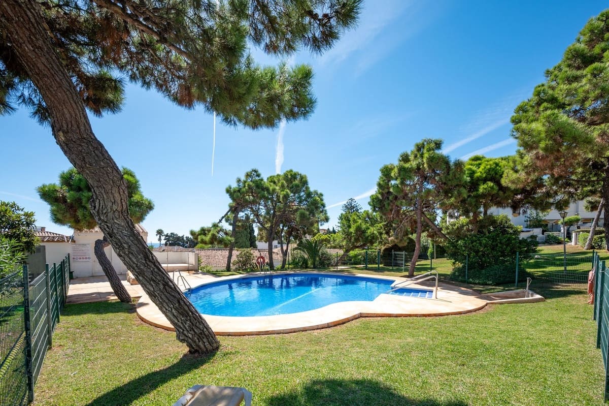 3 chambre Maison de Ville à vendre à El Chaparral avec piscine garage - 549 000 € (Ref: 10121182)