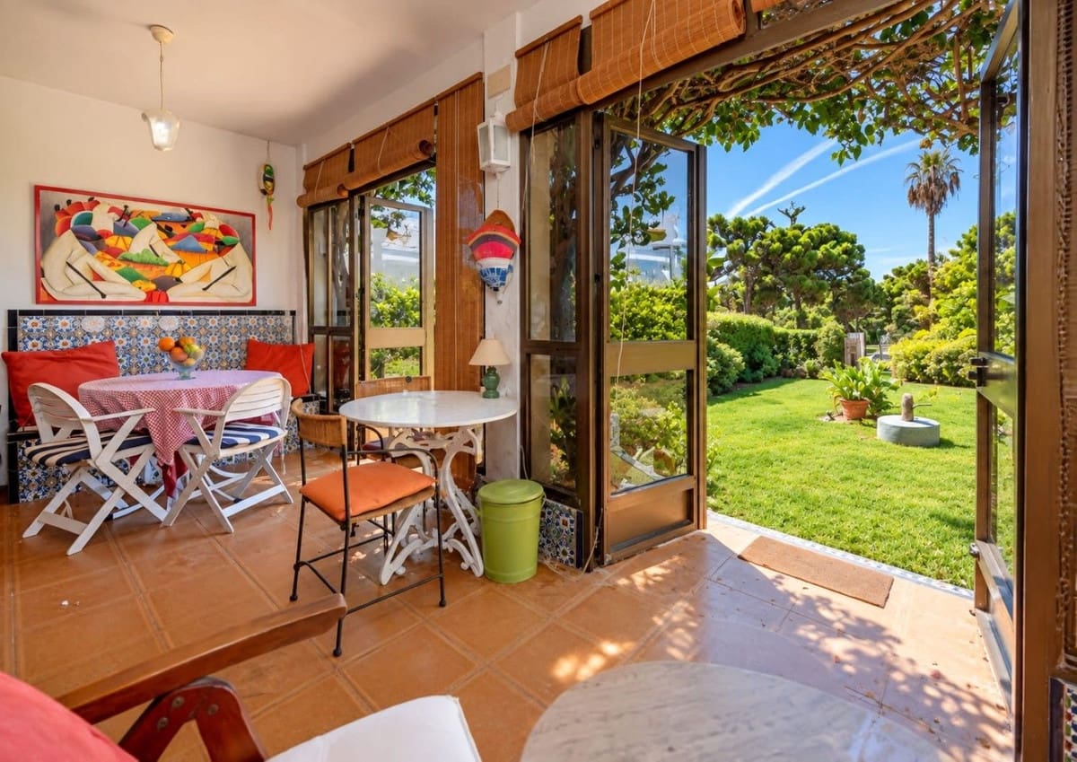 3 chambre Maison de Ville à vendre à El Chaparral avec piscine garage - 549 000 € (Ref: 10121182)