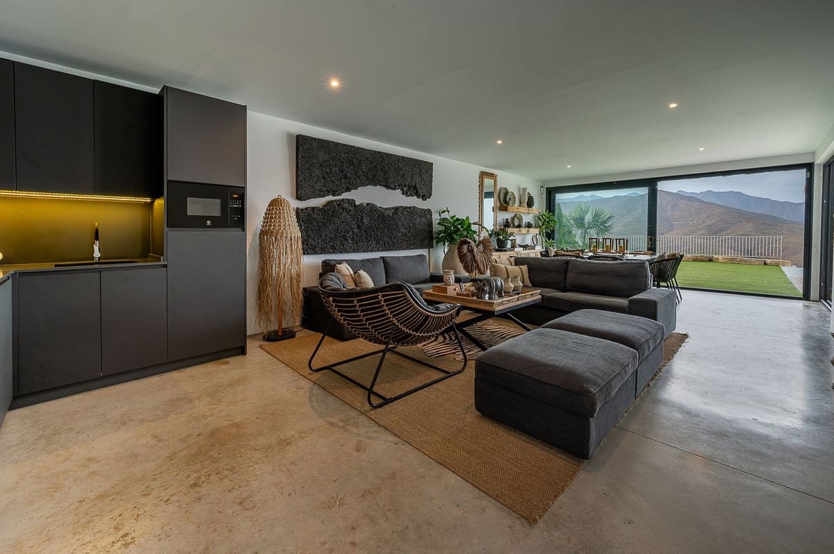 3 soveværelse Villa til salg i La Cala Golf med swimmingpool garage - € 2.690.000 (Ref: 10159880)