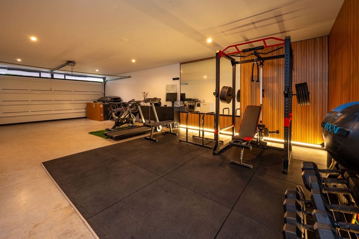 3 soveværelse Villa til salg i La Cala Golf med swimmingpool garage - € 2.690.000 (Ref: 10159880)